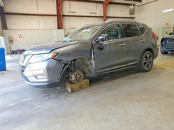 2018 NISSAN ROGUE
