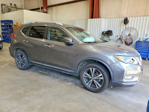 2018 NISSAN ROGUE