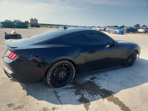 2025 FORD MUSTANG I4