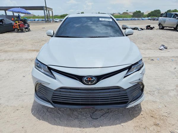 2023 TOYOTA CAMRY