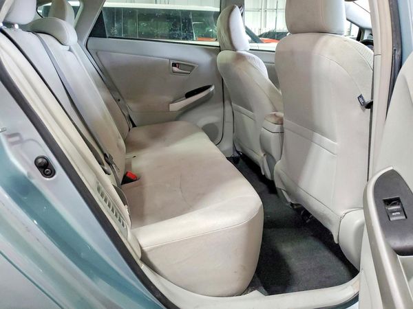 2015 TOYOTA PRIUS