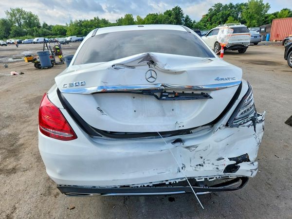 2015 MERCEDES-BENZ C 4-MATIC