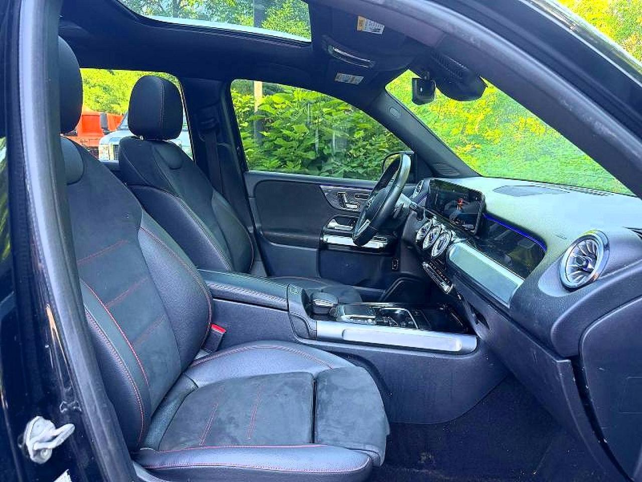 2022 MERCEDES-BENZ GLB GLB250 / GLB250 4MATIC