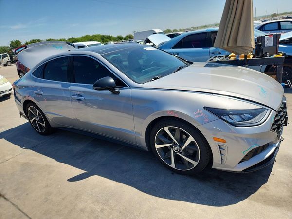 2023 HYUNDAI SONATA