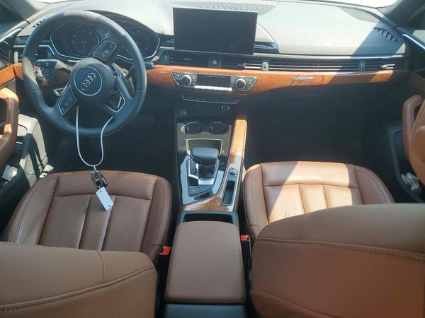 2023 AUDI A4 quattro Premium
