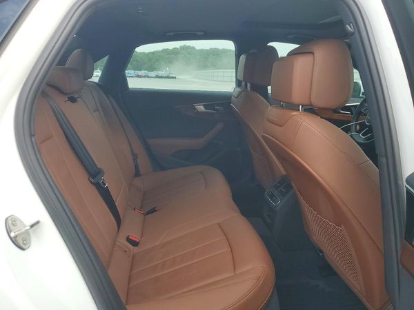 2023 AUDI A4 quattro Premium