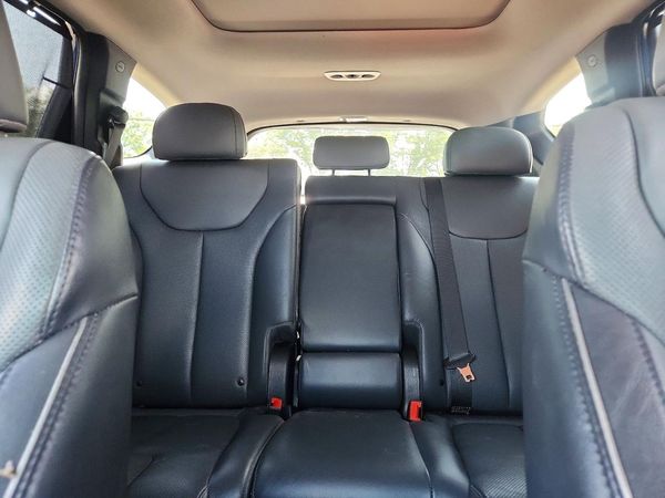 2022 HYUNDAI SANTA FE SEL w/ Premium Pkg