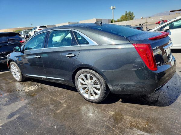 2016 CADILLAC XTS Luxury