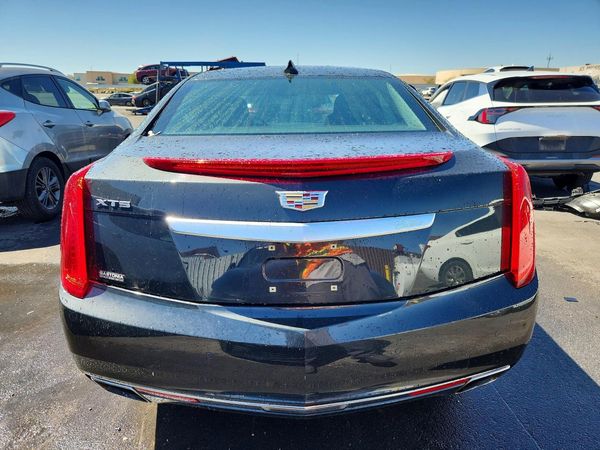 2016 CADILLAC XTS Luxury