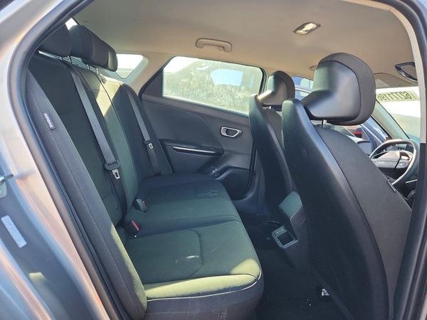 2026 KIA K4 LX, LXS