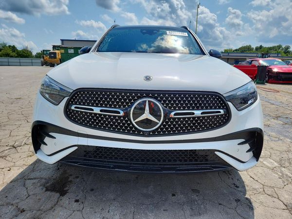 2024 MERCEDES-BENZ GLC