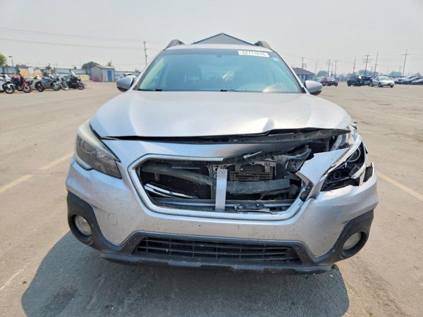 2018 SUBARU OUTBACK Limited+M/R