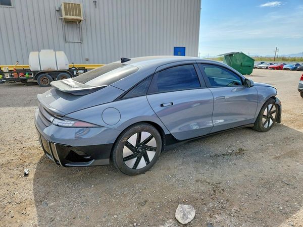 2023 HYUNDAI IONIQ 6 SE