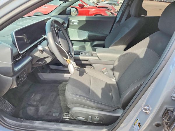 2023 HYUNDAI IONIQ 6 SE