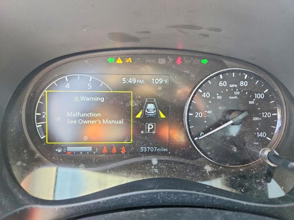 2021 NISSAN KICKS