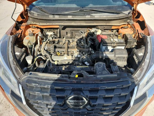 2021 NISSAN KICKS