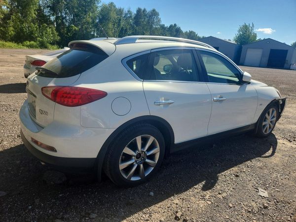 2015 INFINITI QX50