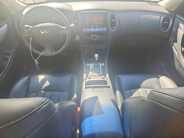 2015 INFINITI QX50