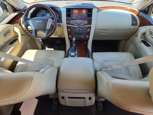 2017 INFINITI QX80
