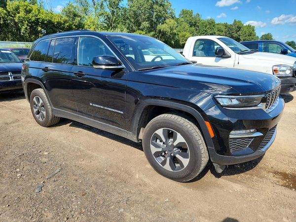 2024 JEEP GRAND CHEROKEE LIMITED 4XE — Passenger 3/4