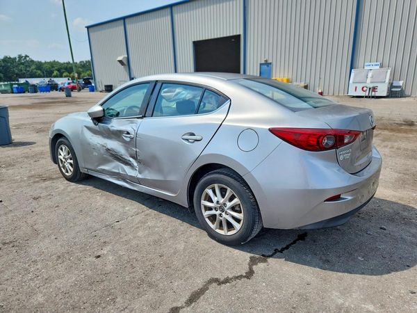 2016 MAZDA 3 Sport/GX