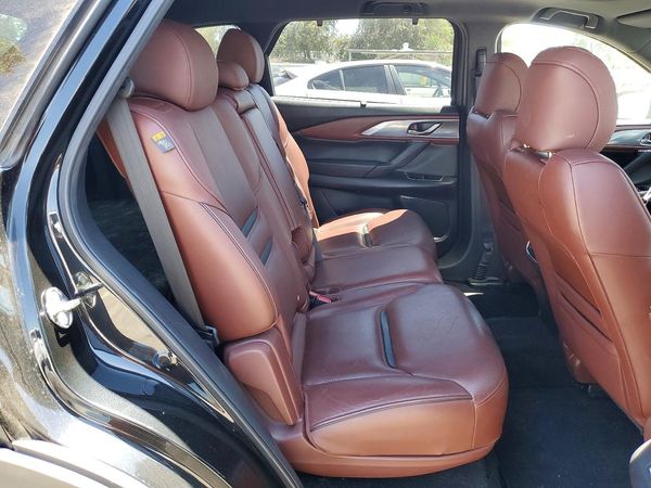 2019 MAZDA CX-9 Signature