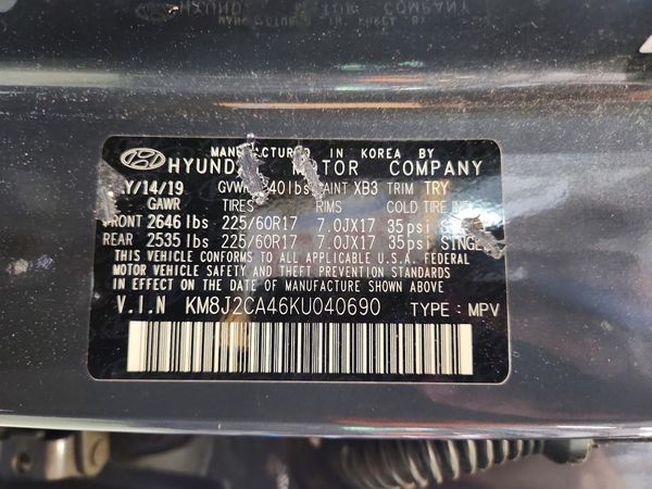2019 HYUNDAI TUCSON SE
