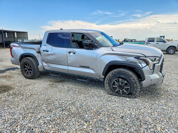 2023 TOYOTA TUNDRA