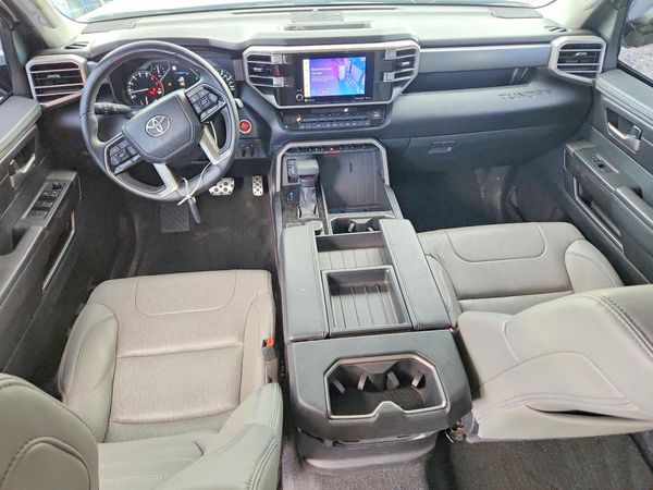 2023 TOYOTA TUNDRA