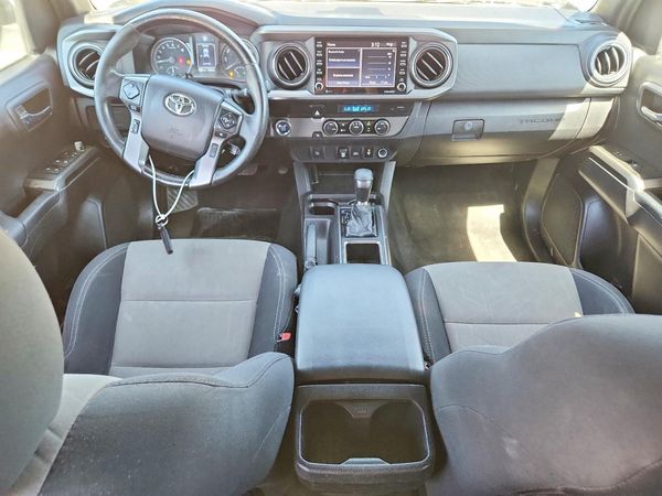 2022 TOYOTA TACOMA SR5