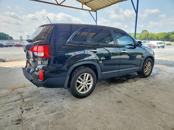 2014 KIA SORENTO Base/ LX