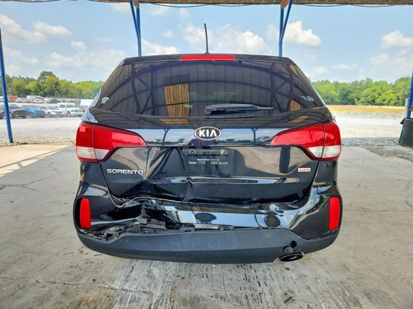 2014 KIA SORENTO Base/ LX