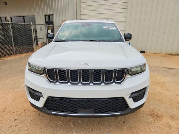 2024 JEEP GRAND CHEROKEE Laredo