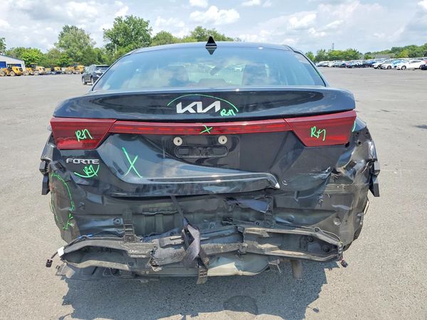 2024 KIA FORTE