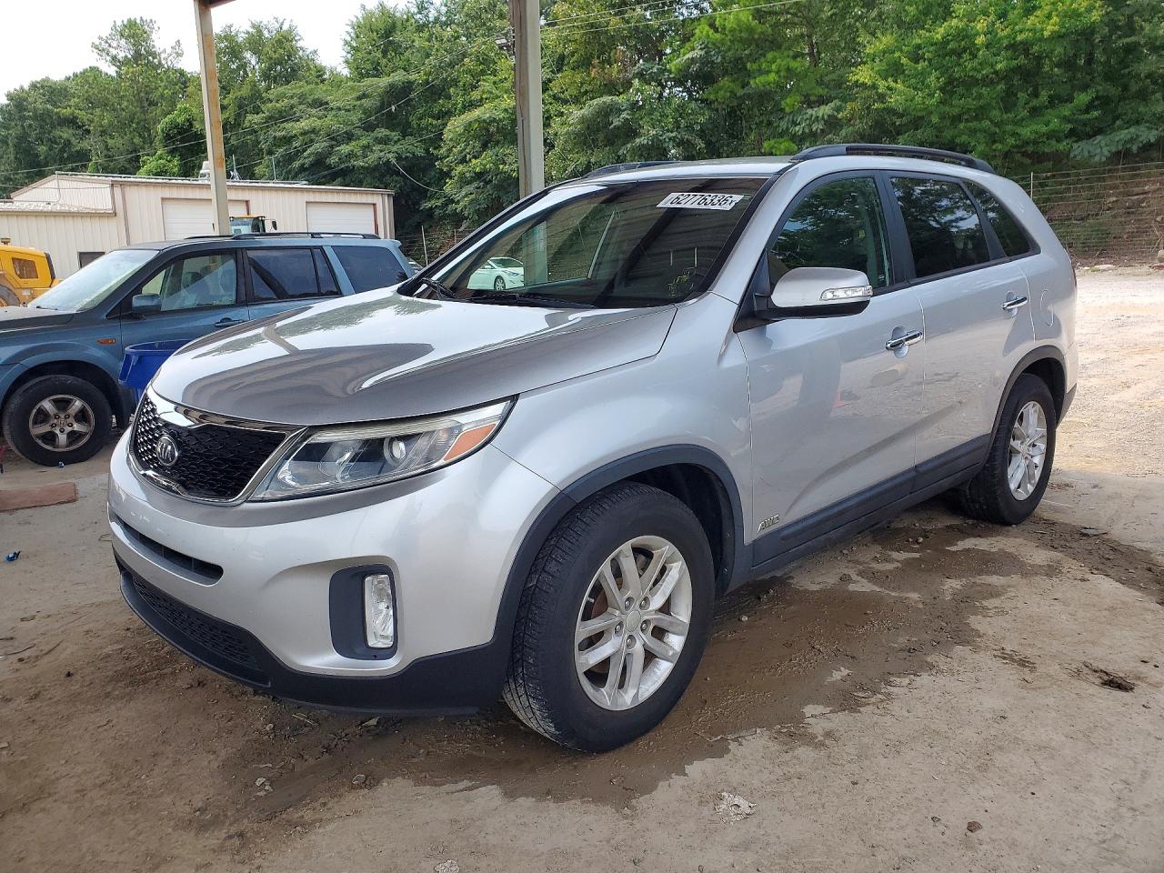 2015 KIA SORENTO GL