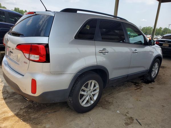 2015 KIA SORENTO GL
