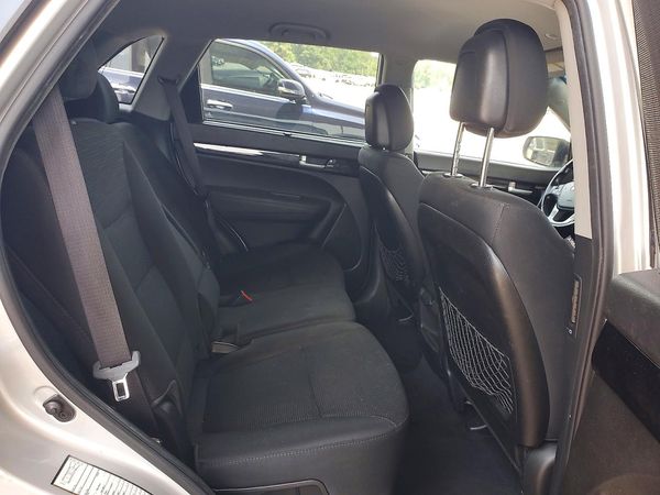 2015 KIA SORENTO GL