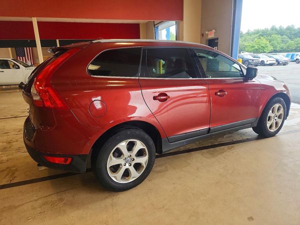 2013 VOLVO XC60