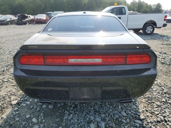 2013 DODGE CHALLENGER Base