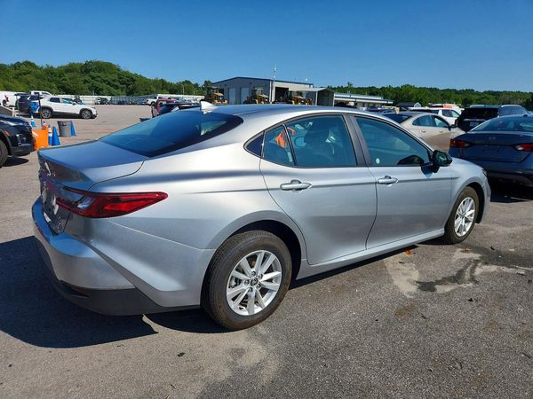 2026 TOYOTA CAMRY