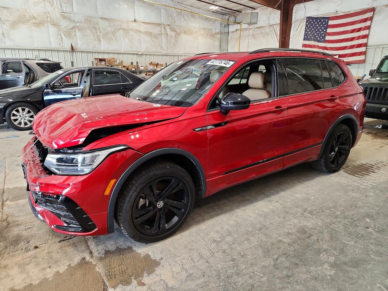 2024 VOLKSWAGEN TIGUAN 4Motion SE R-Line Black