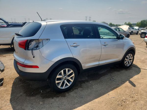 2015 KIA SPORTAGE GL - Middle-low