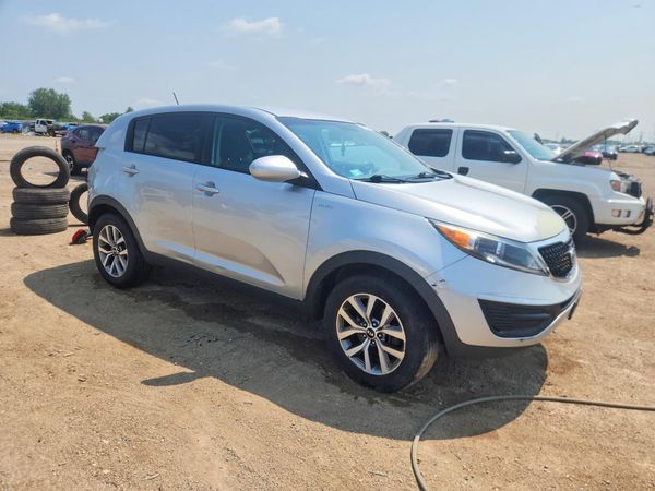 2015 KIA SPORTAGE GL - Middle-low
