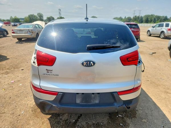 2015 KIA SPORTAGE GL - Middle-low