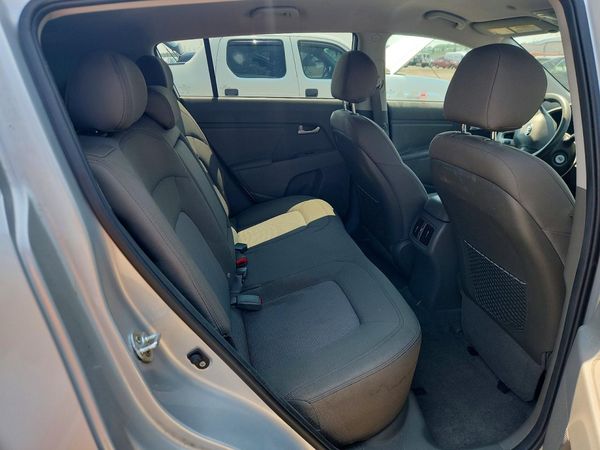 2015 KIA SPORTAGE GL - Middle-low