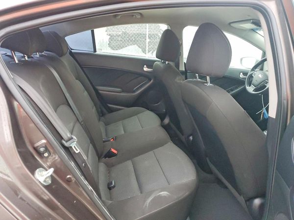 2017 KIA FORTE LX Base