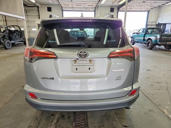 2017 TOYOTA RAV4 LE