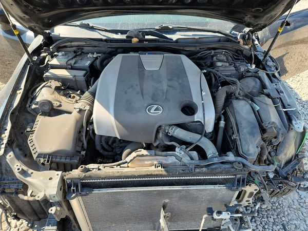 2016 LEXUS IS 300