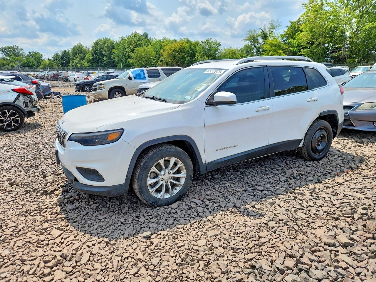 2019 JEEP CHEROKEE LATITUDE FWD