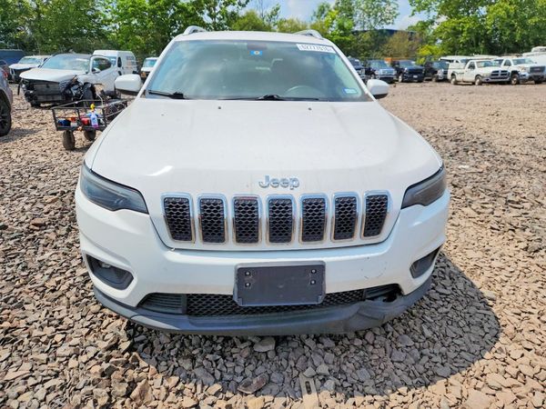 2019 JEEP CHEROKEE LATITUDE FWD